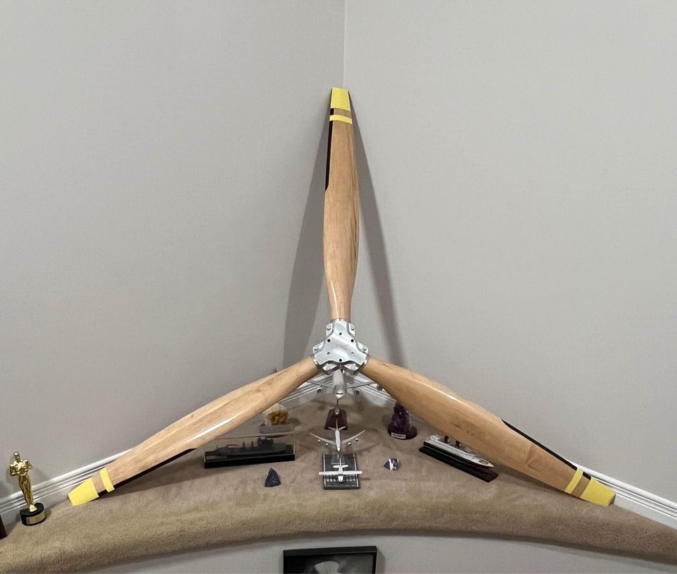 Aviation Propeller for Display and Decoration | 66" Diameter